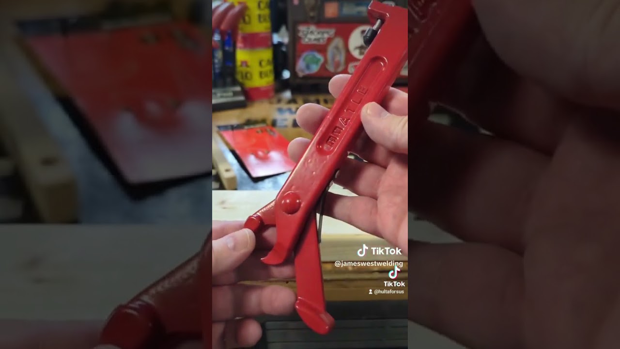 The ATLE from Hultafors Tools US is a versatile and easy-to-use nail puller!