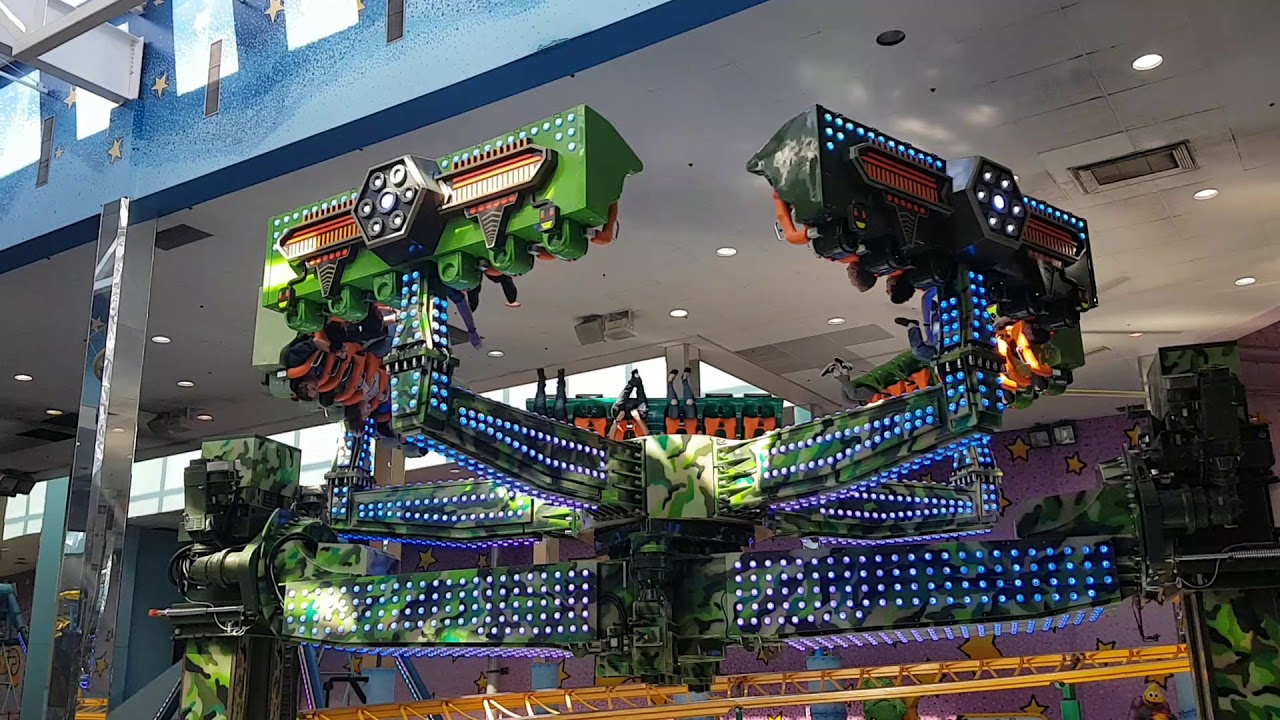 West Edmonton Mall S New Space Trainer Ride Moser Rides Youtube