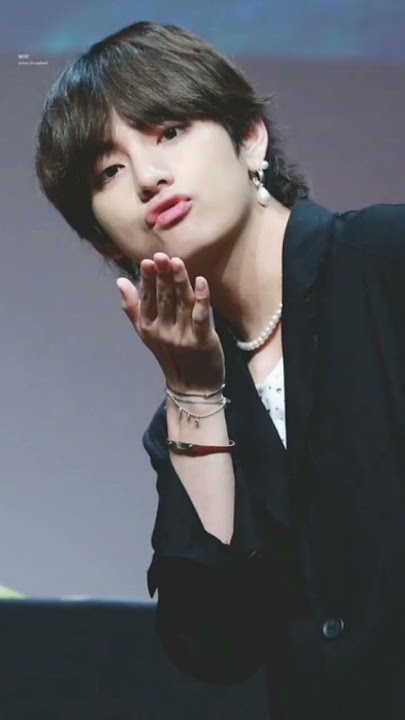 v's virus ek khatrnak virus hai 🤣🤣 #bts#jhope#v#jungkook#rm#jin#jimin#suga#asetheticbeautyqueen's👑