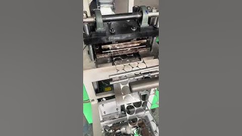 Metal loose sequins punching machine