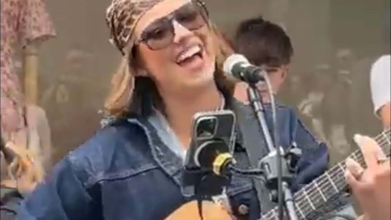 CTTV Network 🇮🇪 в прямом эфире: Элли Шерлок