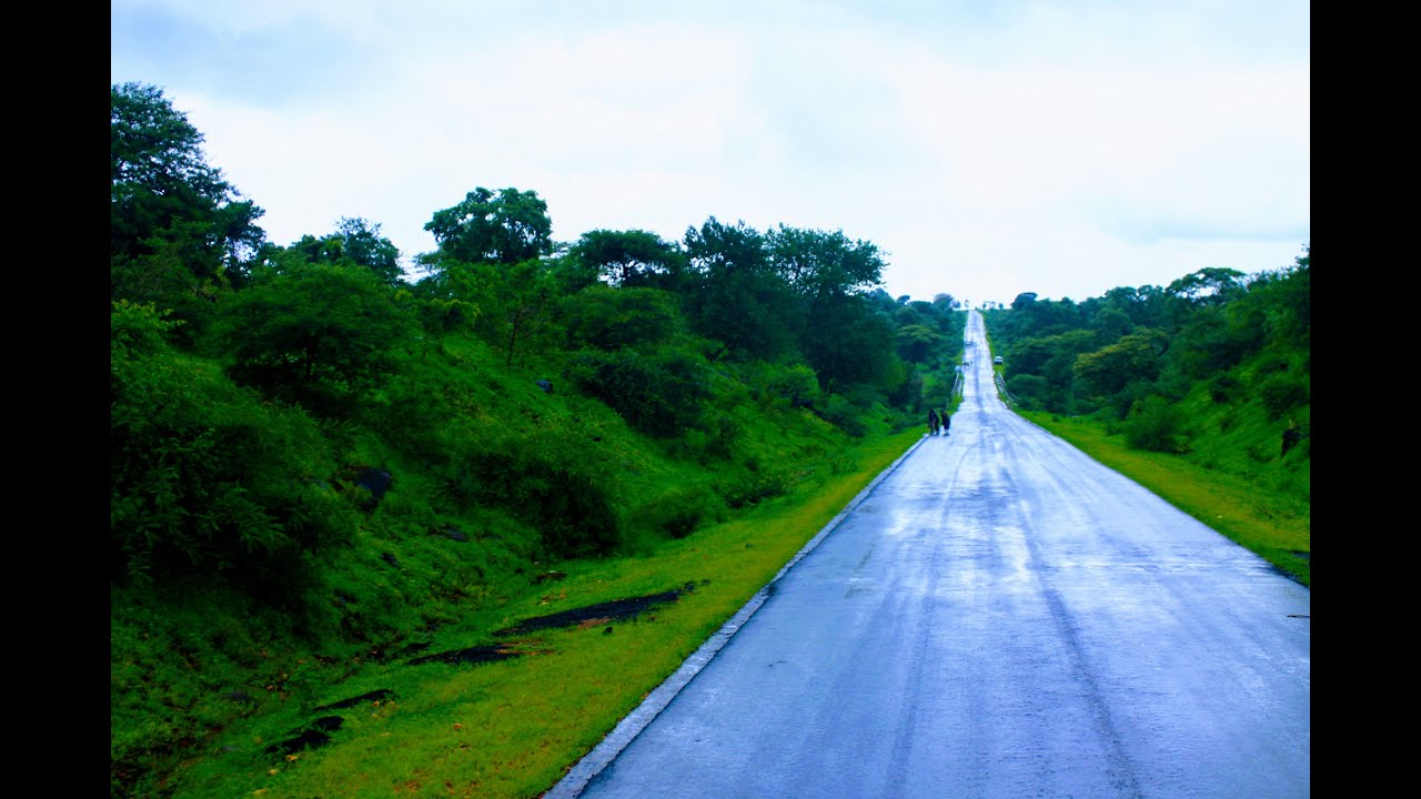 الطريق إلى جبل مرة (كاس-طور-نيرتتي)Marrah Mountain