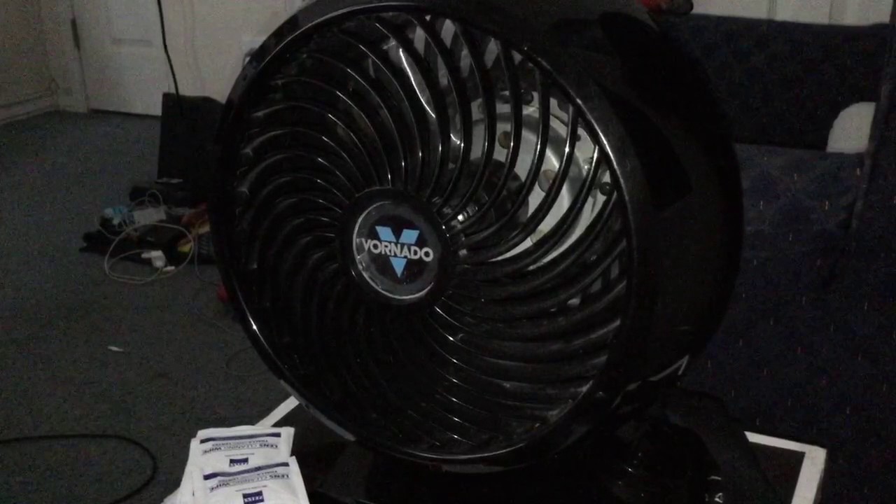 Vornado 5303 Air Circulator Operating on 6/26/17 - YouTube