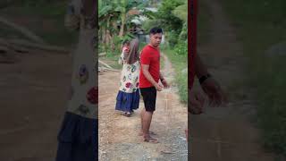 Kek ada yang beda yaa🤔