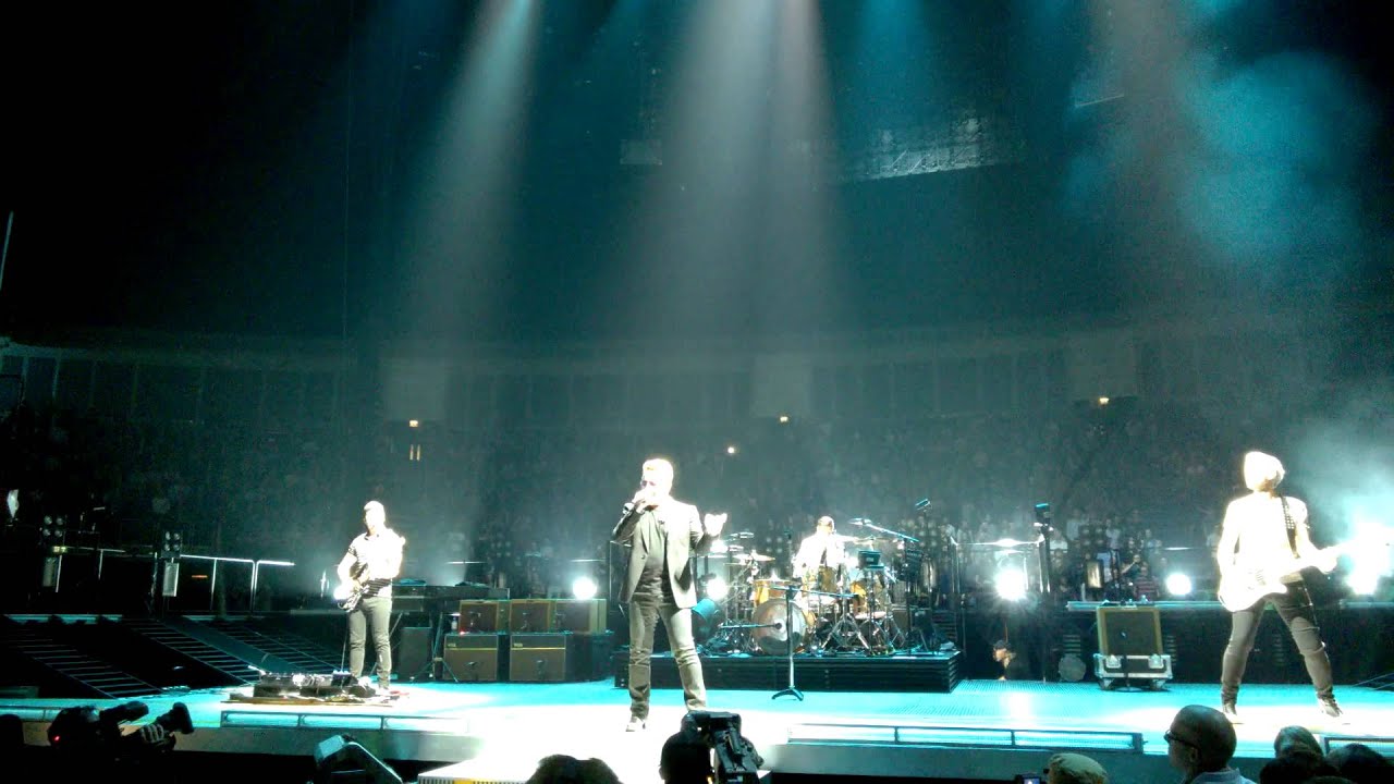 U2 - Pride (In The Name Of Love) - O2 Arena 26/10/2015 London - YouTube