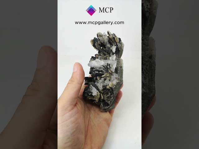 GFS0892 FERBERITE, FLUORITE - CHINA #minerals  #crystalshop #gemstone #crystals #gems