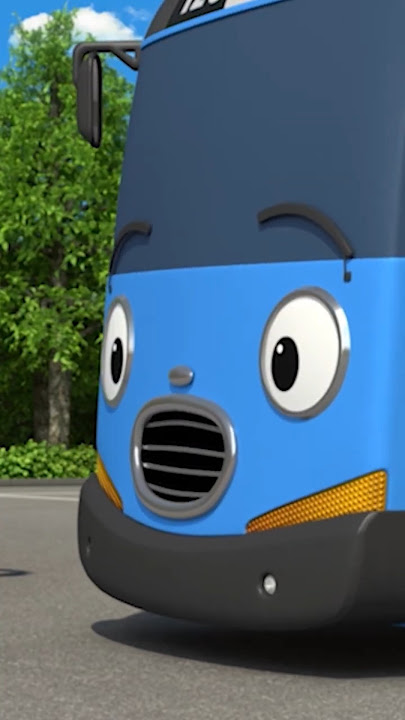 Kichkina pishiq porno Qaroqchilar qizni sikishgan