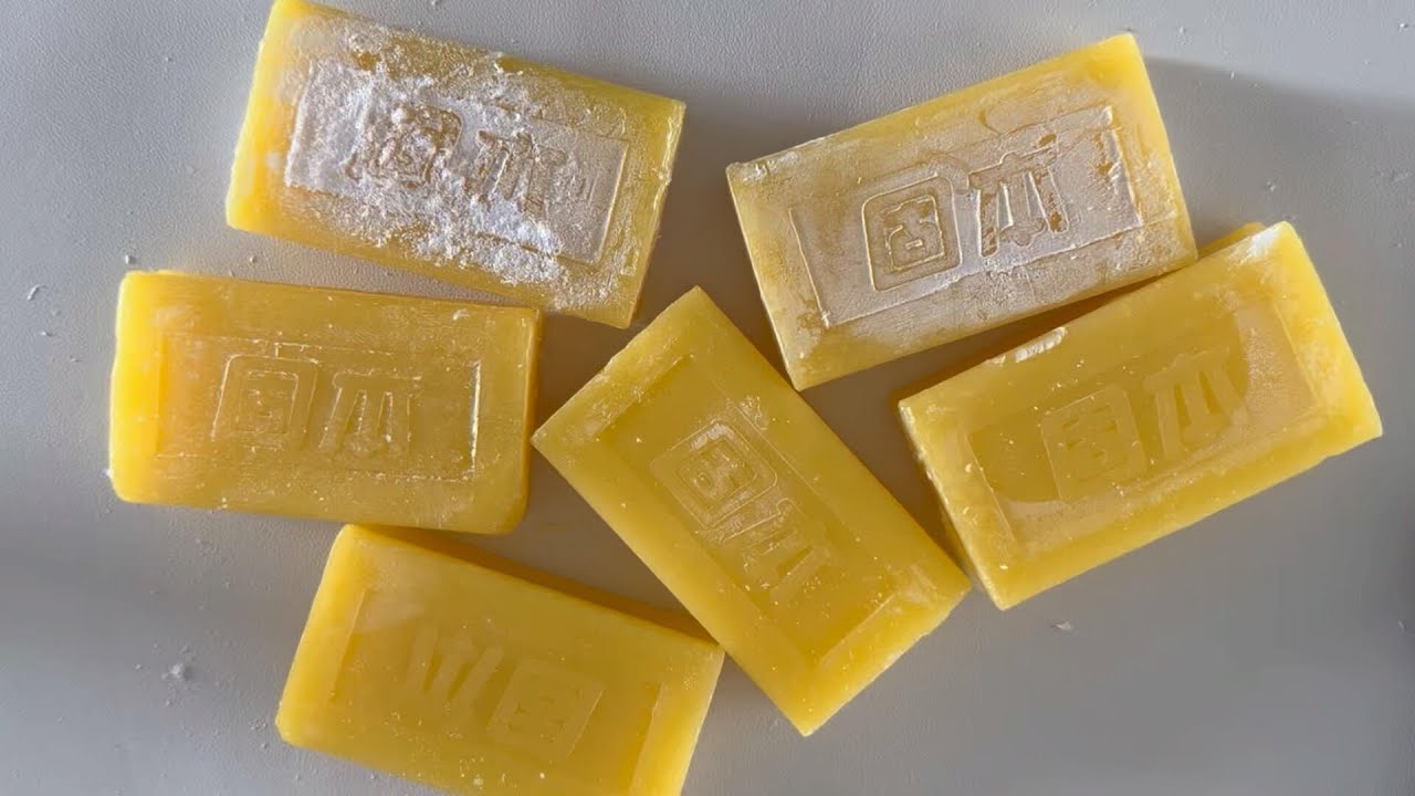 ASMR cutting dry soap/oddly carving soap/satisfying relaxing crunchy sounds/Crushing soap ASMR 