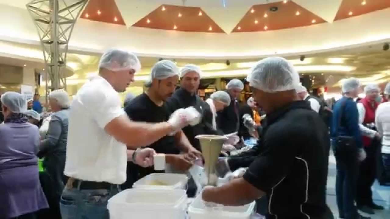 Meals in Memory Mandela Day - East Rand Mall