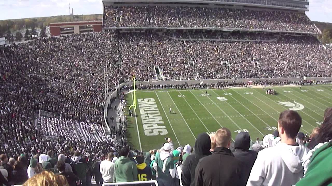 MSU Stadium Chanting Go Green, Go White