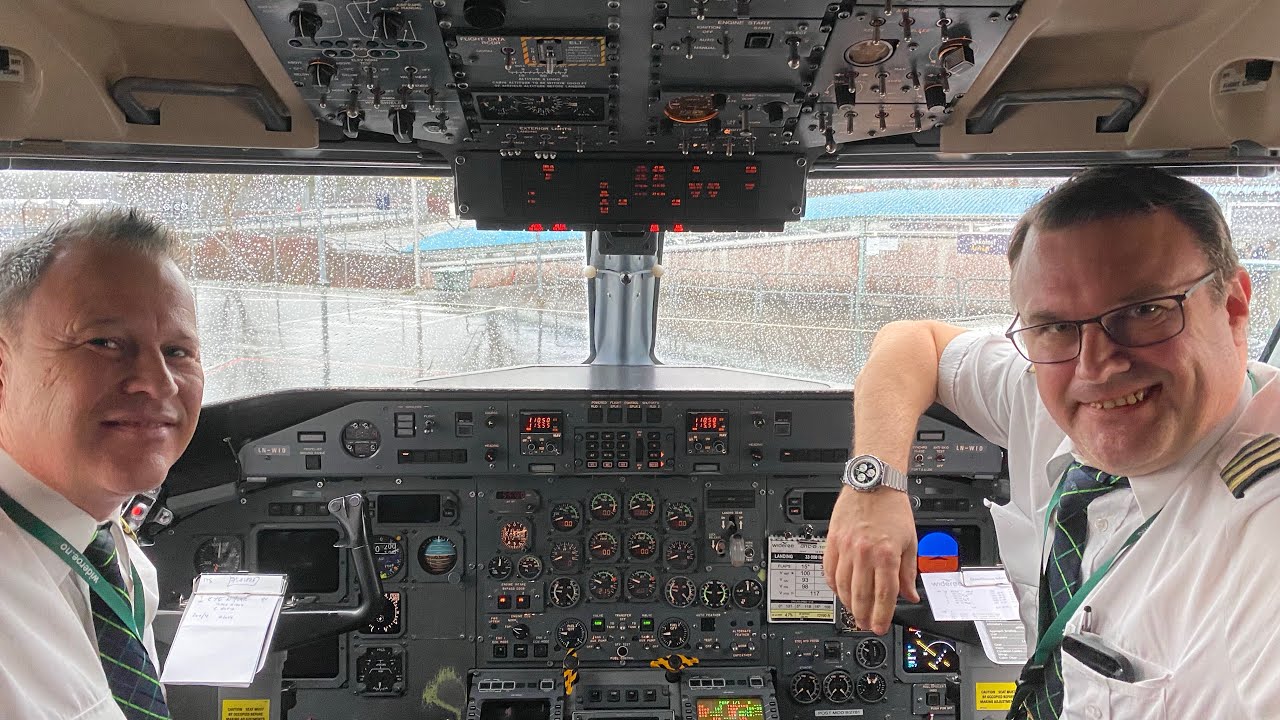 Widerøe Dash 8 100 Ørsta/Volda Hovden-Bergen