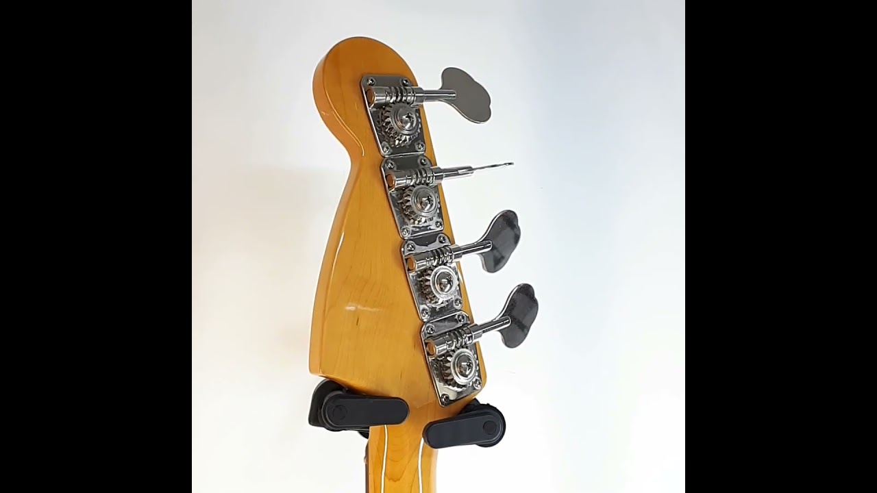 Fender Mustang Bass Japan MB98-SD 2000- Guitar Shop