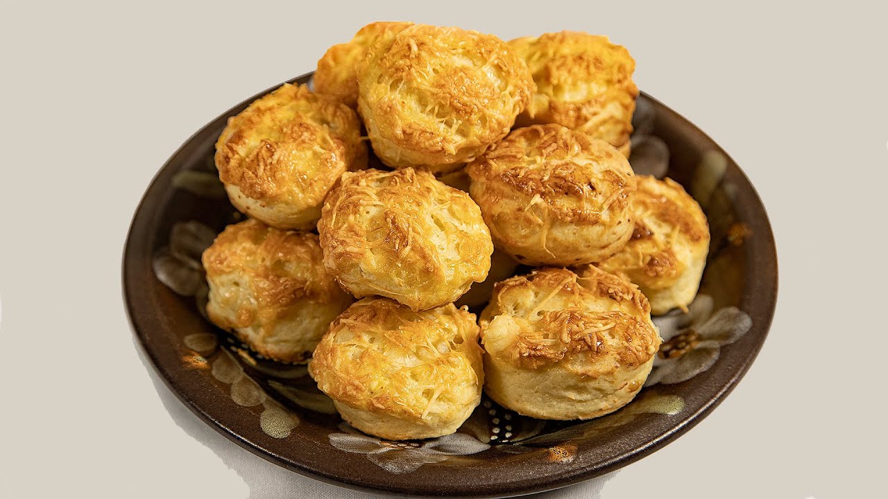 Csak néhány perc - Sajtos-túrós pogácsa (Szécsi Szilvi)