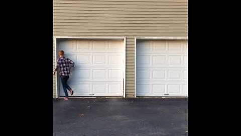 FUNNY VIDEO GAME LAG IN REAL LIFE VINE!