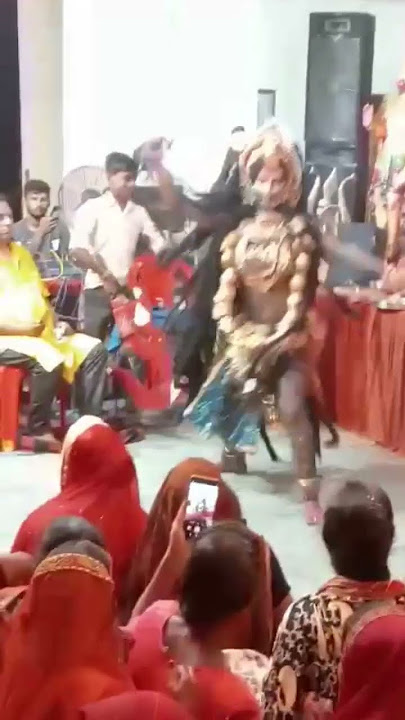 Charon yugon mein khappar Tera koi nahin bhar Paya khabar sada hi Khali Teri Jai  Jai Ho Mahakali