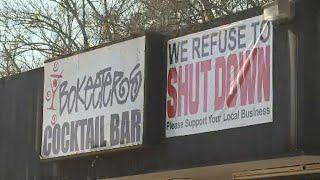 Order closes bar and reduces restaurant capacity