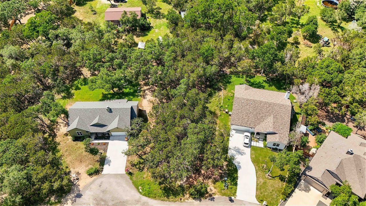 10 Buckeye Lane, Wimberley, TX 78676