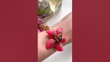 Браслет на магните с розовым цветком  #винтажныеукрашения #винтажнаябижутерия #украшения #винтаж