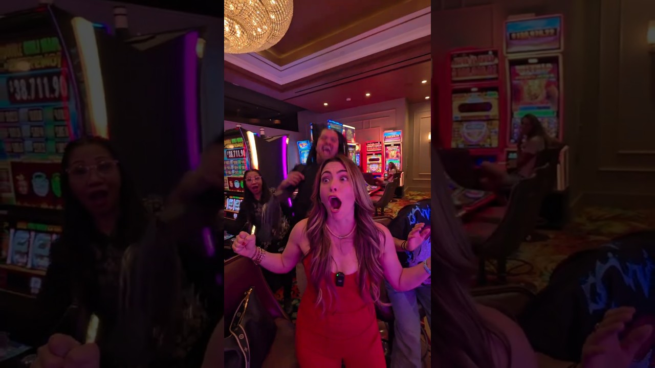 SUPER RARE FULLSCREEN Pays MASSIVE!!! #slots #vegas #casino