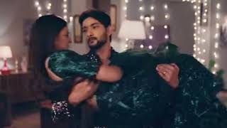 Arylie Lovers Scene Romance