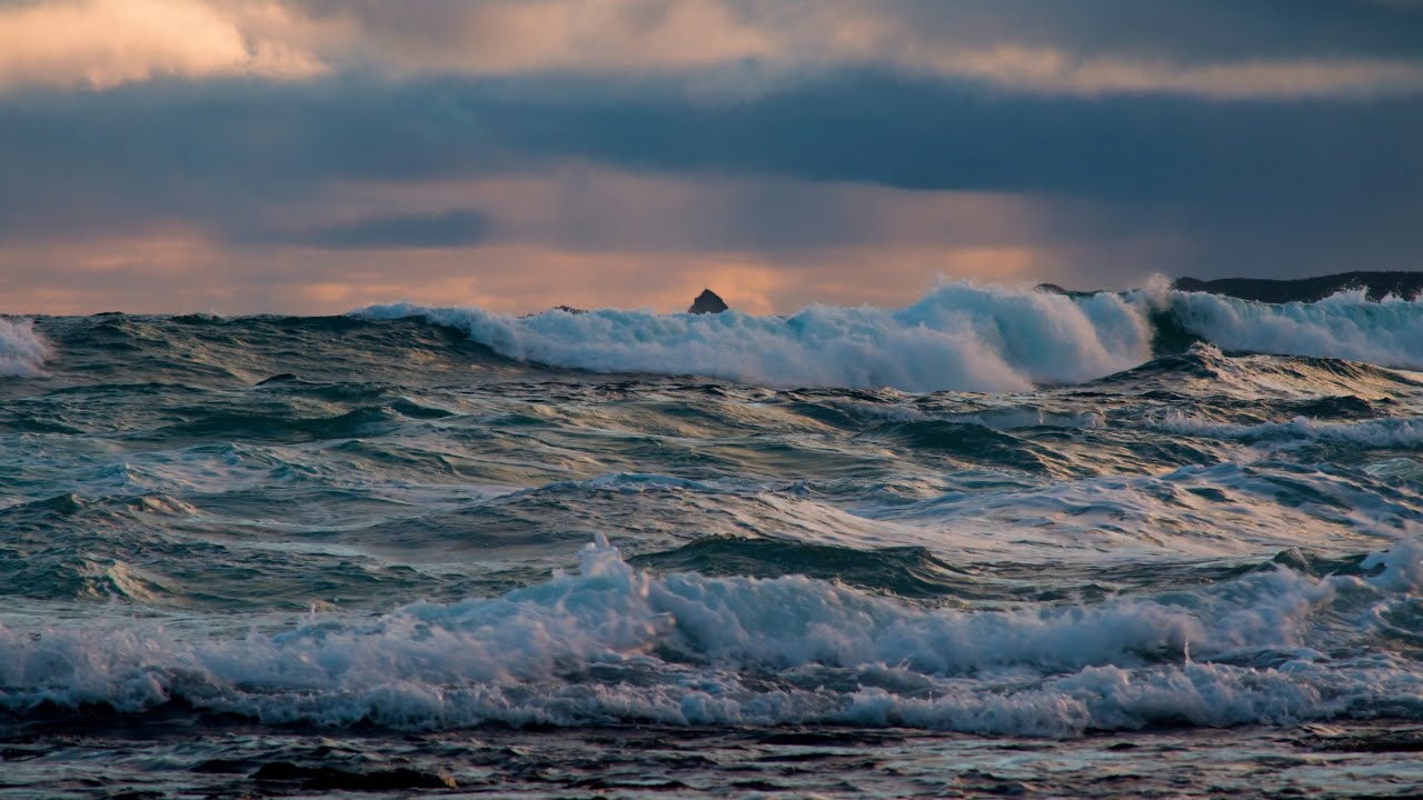 Raw Ocean Power 🌊 4 Hours of Natural Waves & Deep Sea Ambience