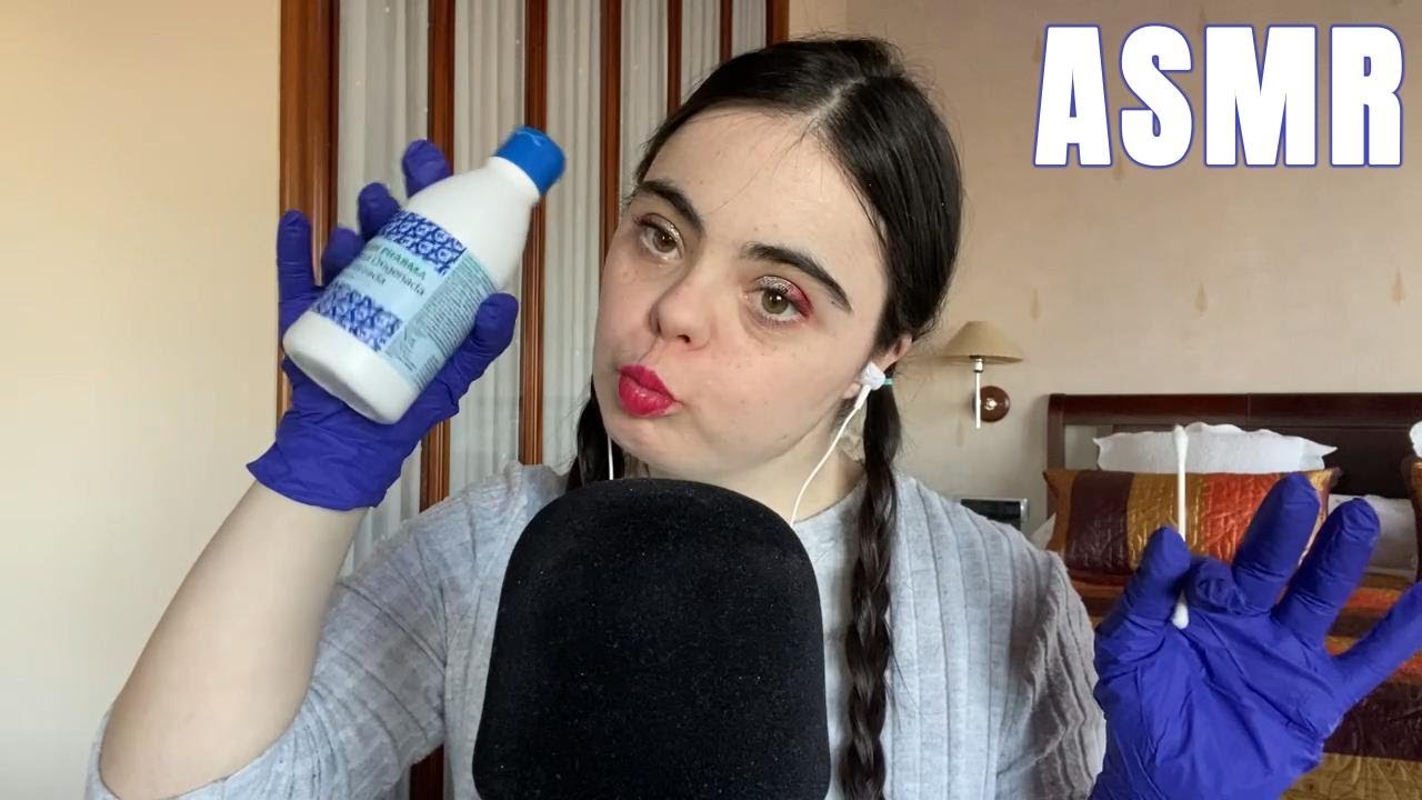 ASMR te limpio los oídos // roleplay en español