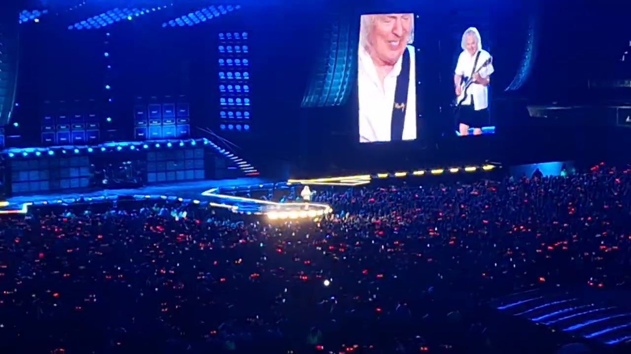 AC/DC - Let there be Rock /Angus solo (Live in São Paulo) 🇧🇷