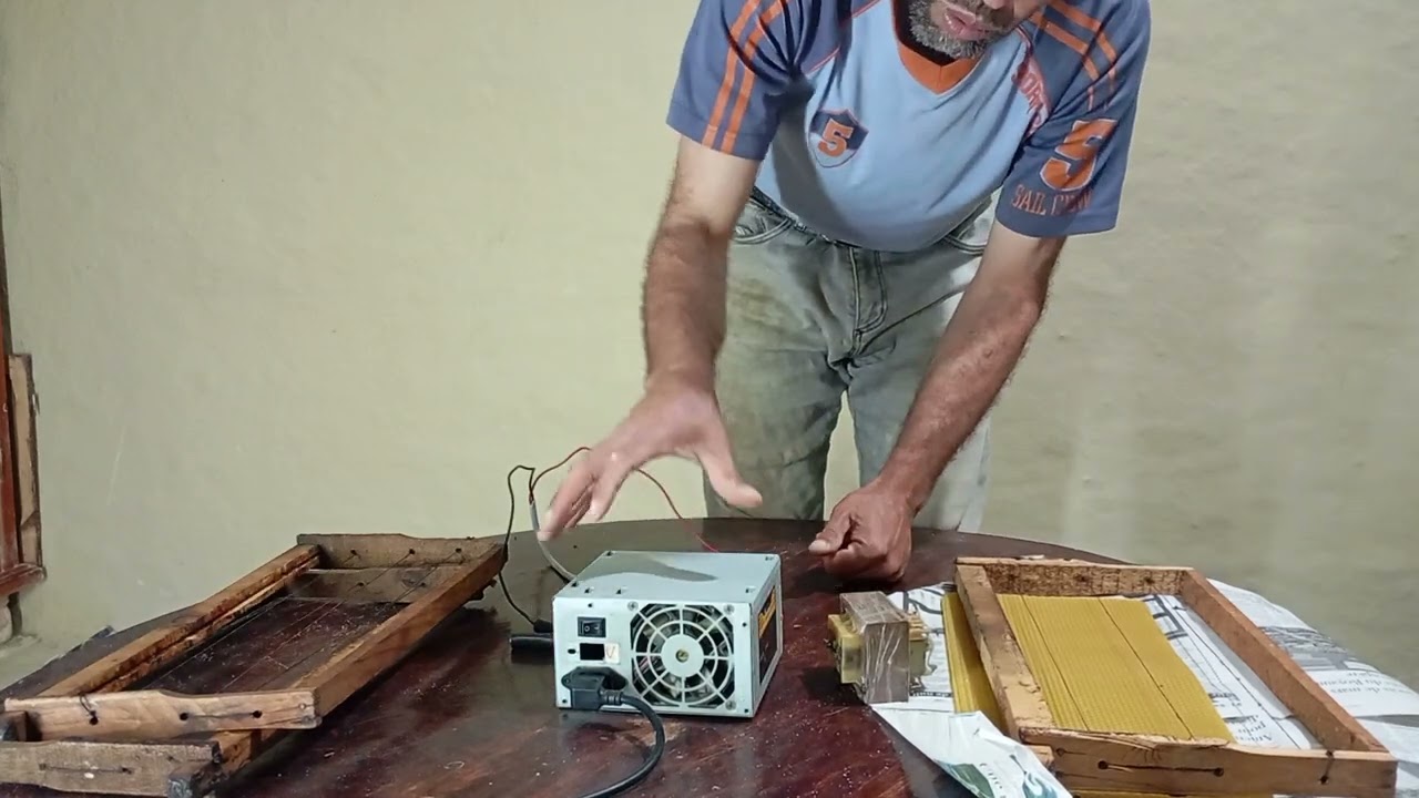 كيف تصنع جهاز تثبيت شمع الأساس على الإطارات بأدوات بسيطة #beekeeping #bee