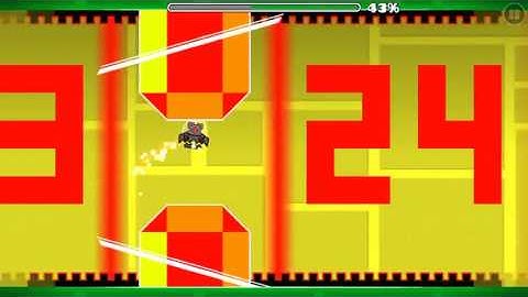 "Flappy UFO" By: HiastyHeroXDD 100% complete