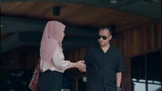 Bintang slowrock maulana Wijaya sepakat untuk berpisah music Decky Ryan studio studio Andra Respati