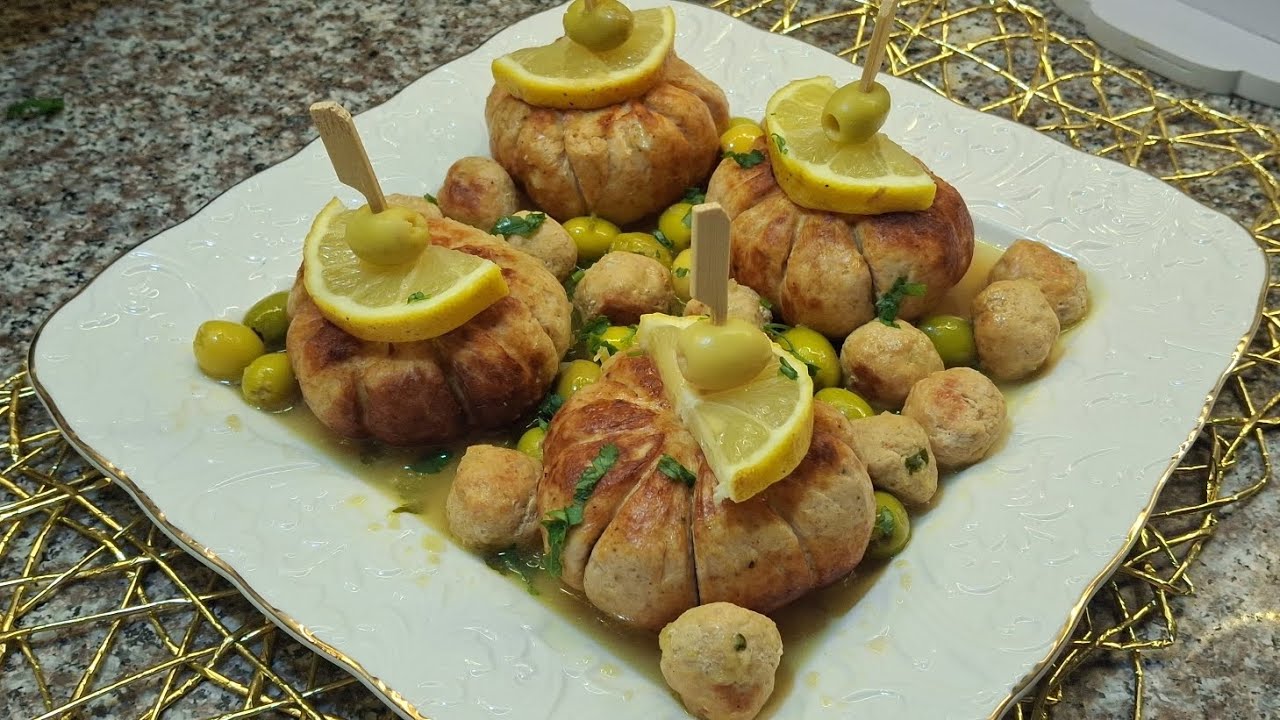 هذا ثاني طبق لفطورك ليوم يقطينات الدجاج محشية وبأسعل طريقة و البنة رووعة ❤️