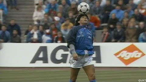 Diego Maradona - Live Is Life 1989 (HD)