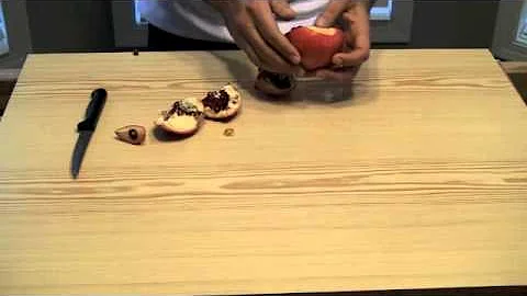 The Best Way to Open a Pomegranate: The No Mess Technique