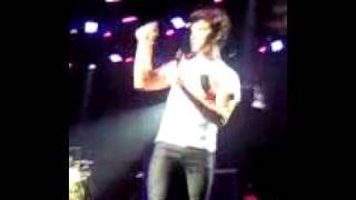 Video Thumbnail for Joe Jonas caught my kiss!