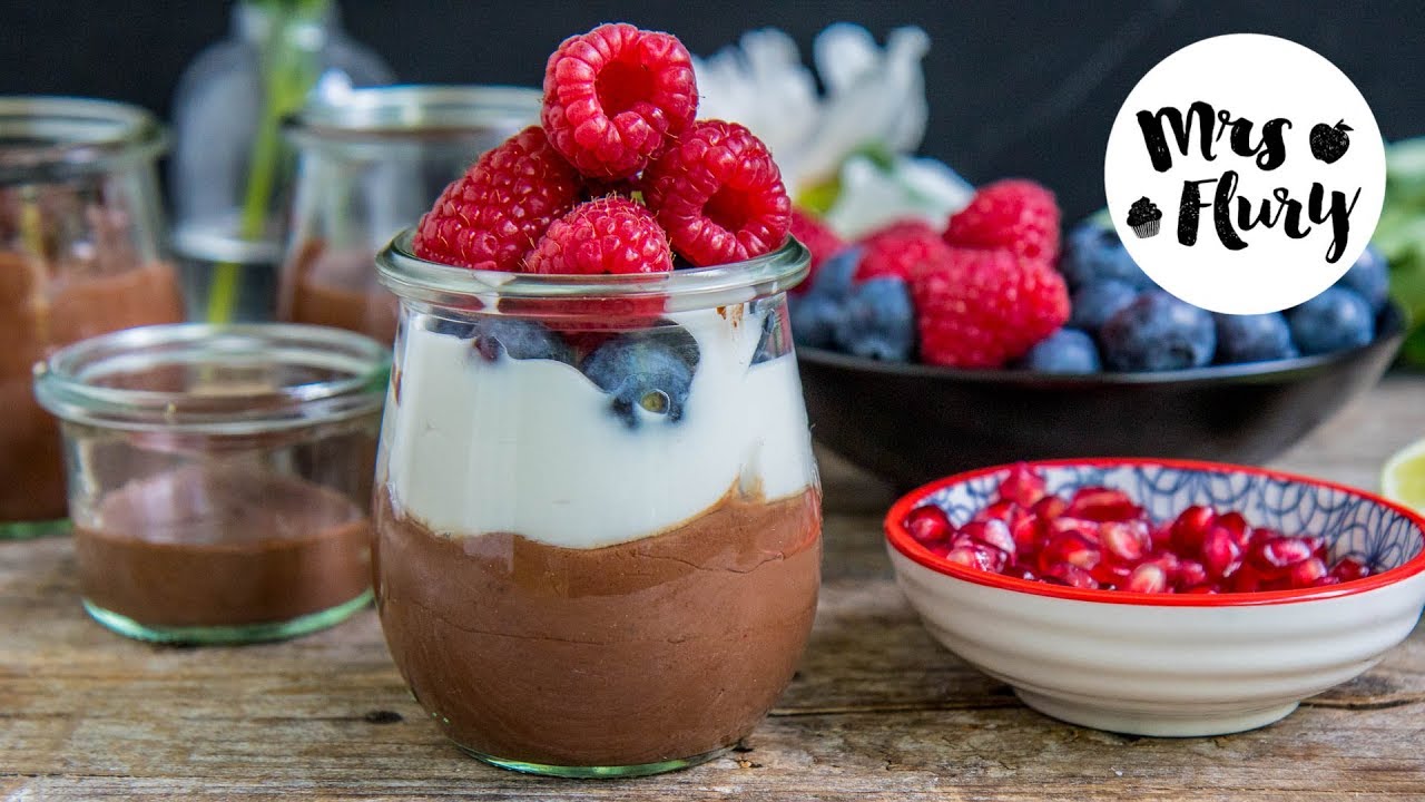 Schokoladen Pudding zuckerfrei und vegan - YouTube