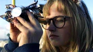 その少女の使命は誰にも見えない巨人を倒すこと／映画『バーバラと心の巨人』予告編