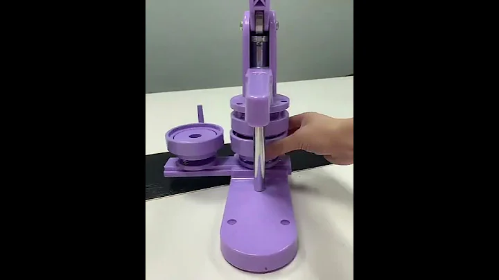 how to install the button maker and how to make a badge?