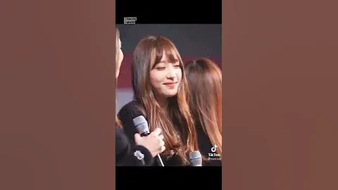 Hani noticed the Fan who filmed her iconic 'Up & Down' Fancam which saved EXID from Disbandment!