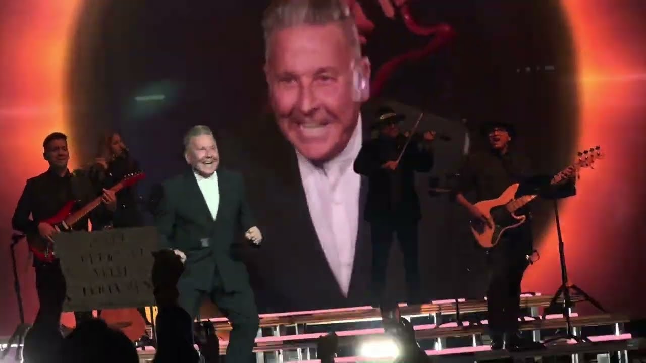 Ricardo Montaner Radio City Music Hall, New York City, 