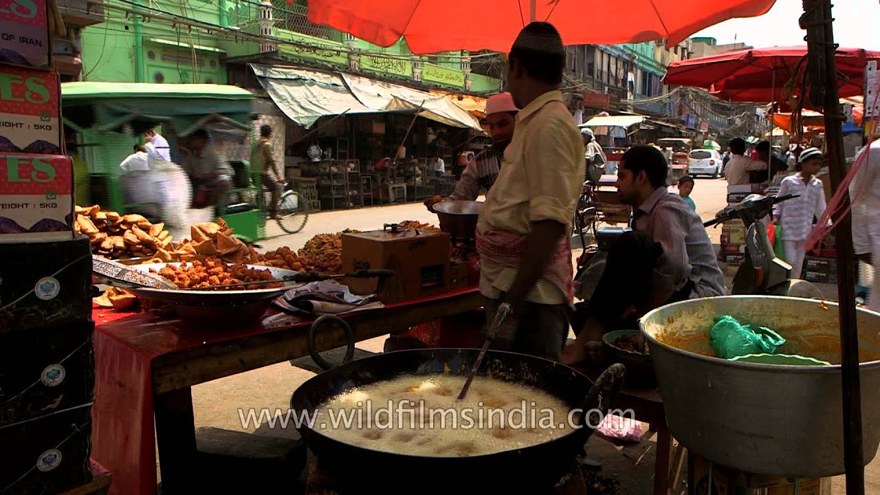 Taste the famous beef pakoras of Old Delhi YouTube