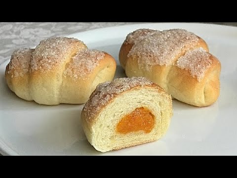 Video: Beetroot And Dried Apricot Roll