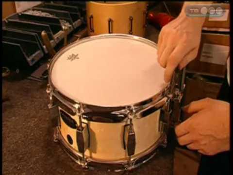 Машинка работает а барабан не крутится почему. Как держать барабанные палочки. Конструкция малого барабана. Малый барабан вид снизу. Регулировка зазоров колодки ваз.