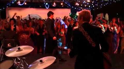 GLEE   Full Performance of What Makes You Beautiful