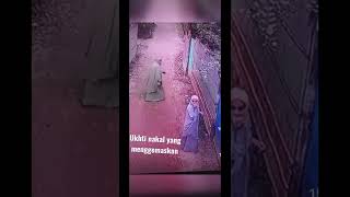 Ukhti Nakal Yang Meggemaskan