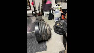 Deadlift 405 495 585 625 pause squat 225 315 405 425 bench 305x1x5 shrug 365x5x5 pull up +45 x5 