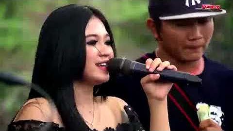 MONATA LIVE BREBES 2017   Ditinggal Rabi   Vivi Ayu