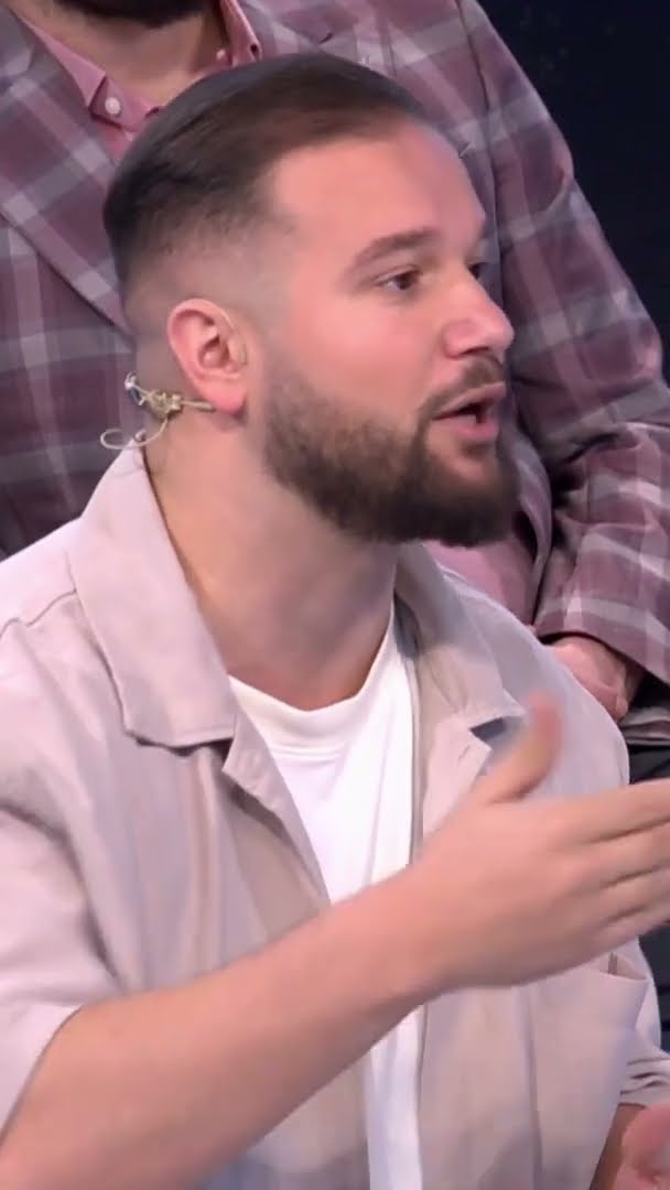 Andrea në takim me Rebekën, Albi: I kam ndenjur 1 muaj nga mbrapa, e meritoj vëmendjen e Rebekës