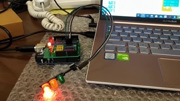 Arduino uno,跑馬燈