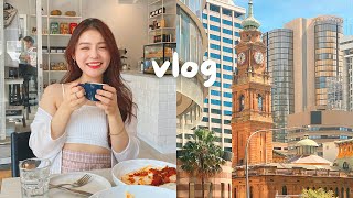 vlog | cafe dates, museum of love, weekend markets, street food, working out ☀️