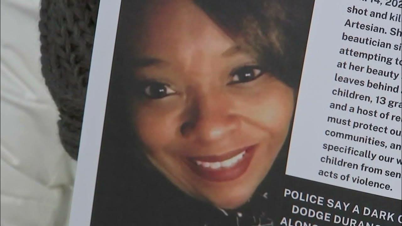 Reward offered in murder of Chicago hairstylist YouTube